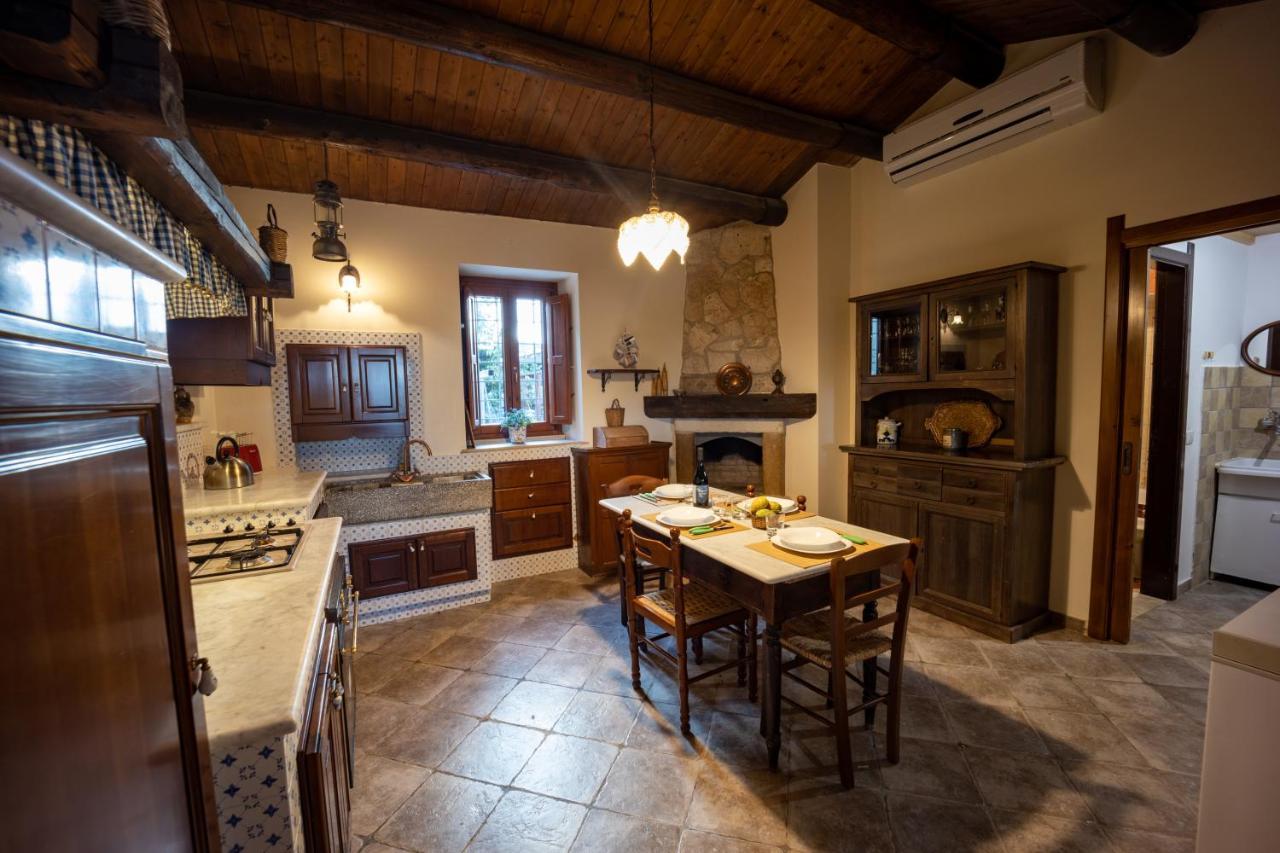 Casale Della Contea Guest House Modica Bagian luar foto