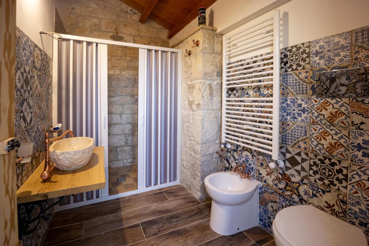 Casale Della Contea Guest House Modica Bagian luar foto