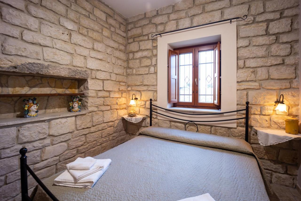 Casale Della Contea Guest House Modica Bagian luar foto